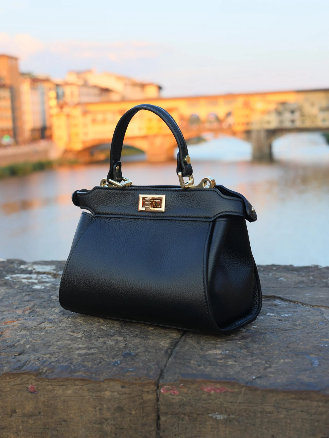 Full Grain Leather Turn Lock Handbag Crossbody Bag