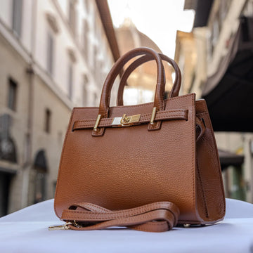 Pebble Grain Leather Lock Detail Handbag Crossbody Bag